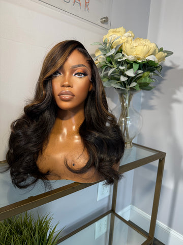 CARAMEL HIGHLIGHTS SIDE PART (LEFT) BRAND NEW LACE